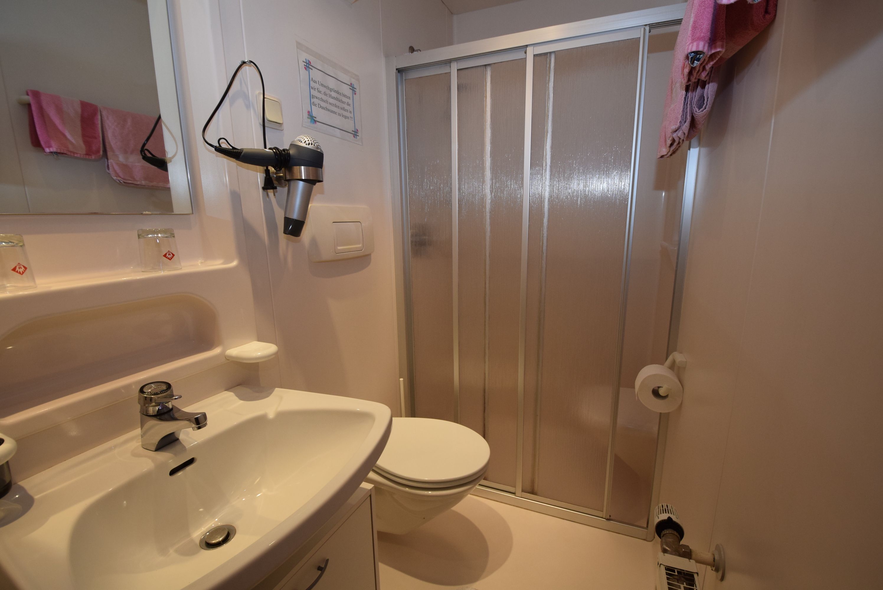 dusche-wc.jpg