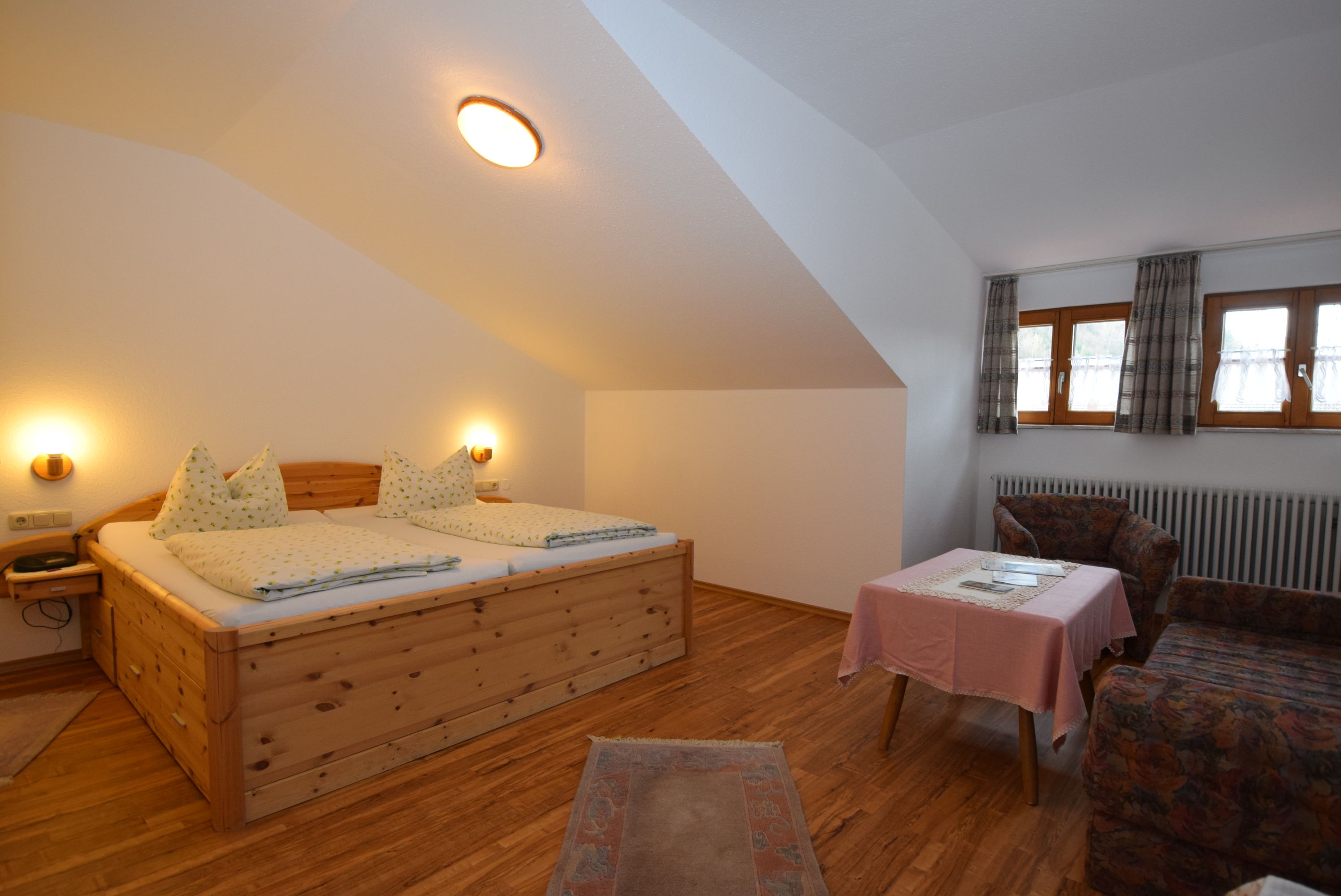 zimmer-12-bild-2.jpg